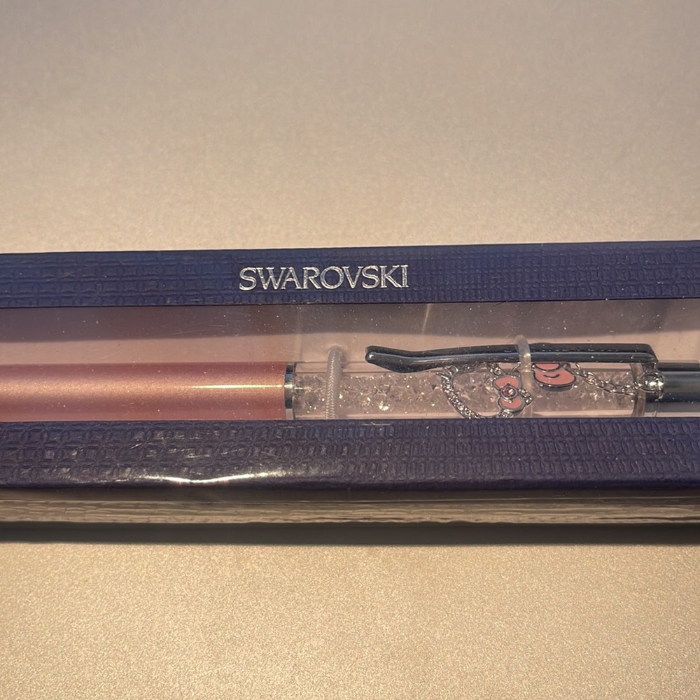 Swarovski crystal Hello Kitty Pen - Brand new- unopened